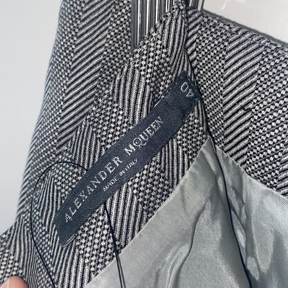 Alexander McQueen Fleece Wool Split Hem Pencil Skirt Sz 40 - Picture 7 of 8